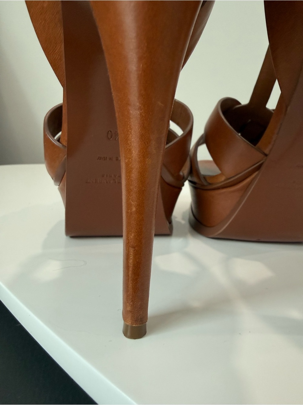 Saint Laurent Tribute Platform 105MM Sandal
Size 40. Worn twice - Picture 13 of 13